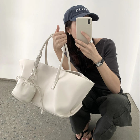 Sac tote en cuir véritable – design 2025