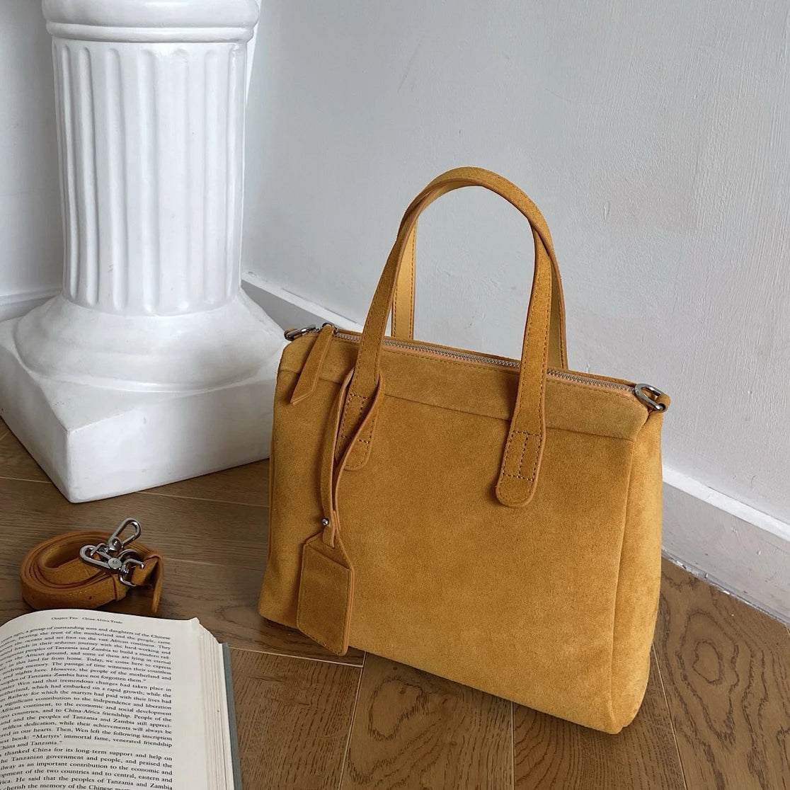 Sac Boston en cuir mat – collection automne-hiver