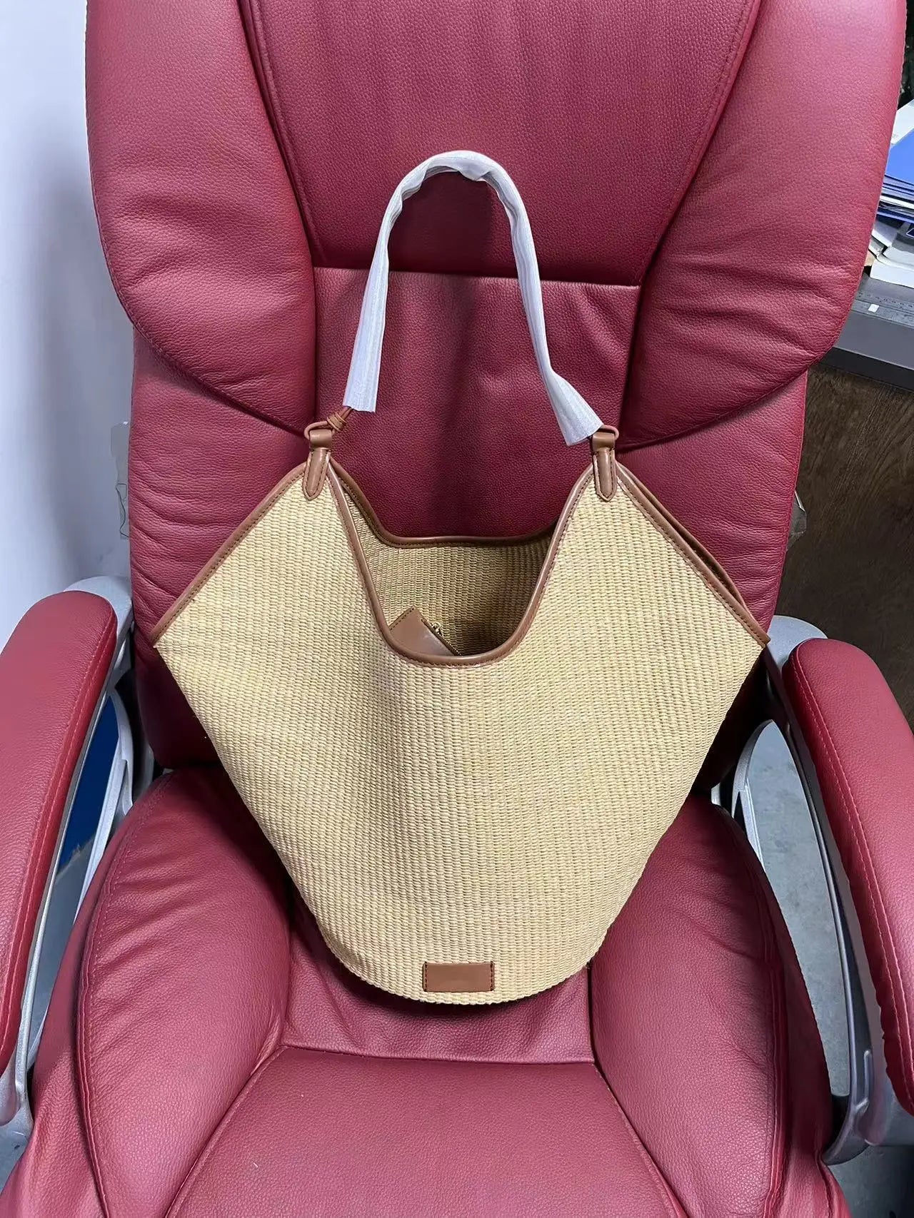 Sac tressé en cuir ciré Lafite – collection 2025