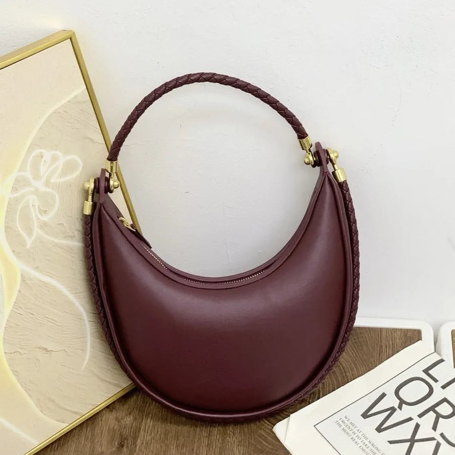 Sac croissant cuir véritable – allure chic et moderne