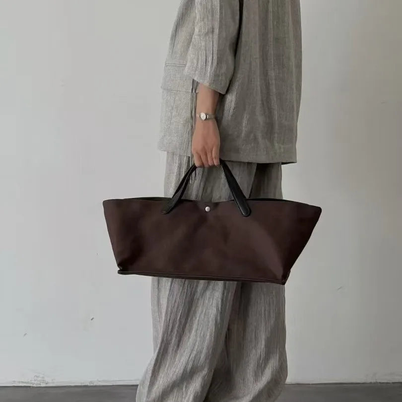 Sac fourre-tout en cuir et toile – chic contemporain