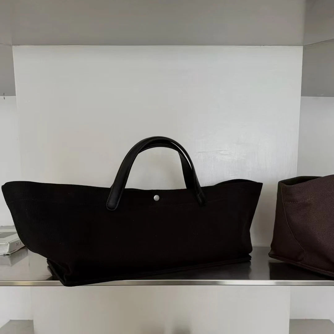 Sac fourre-tout en cuir et toile – chic contemporain