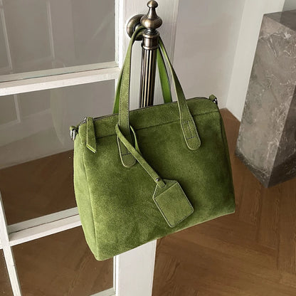 Sac Boston en cuir mat – collection automne-hiver