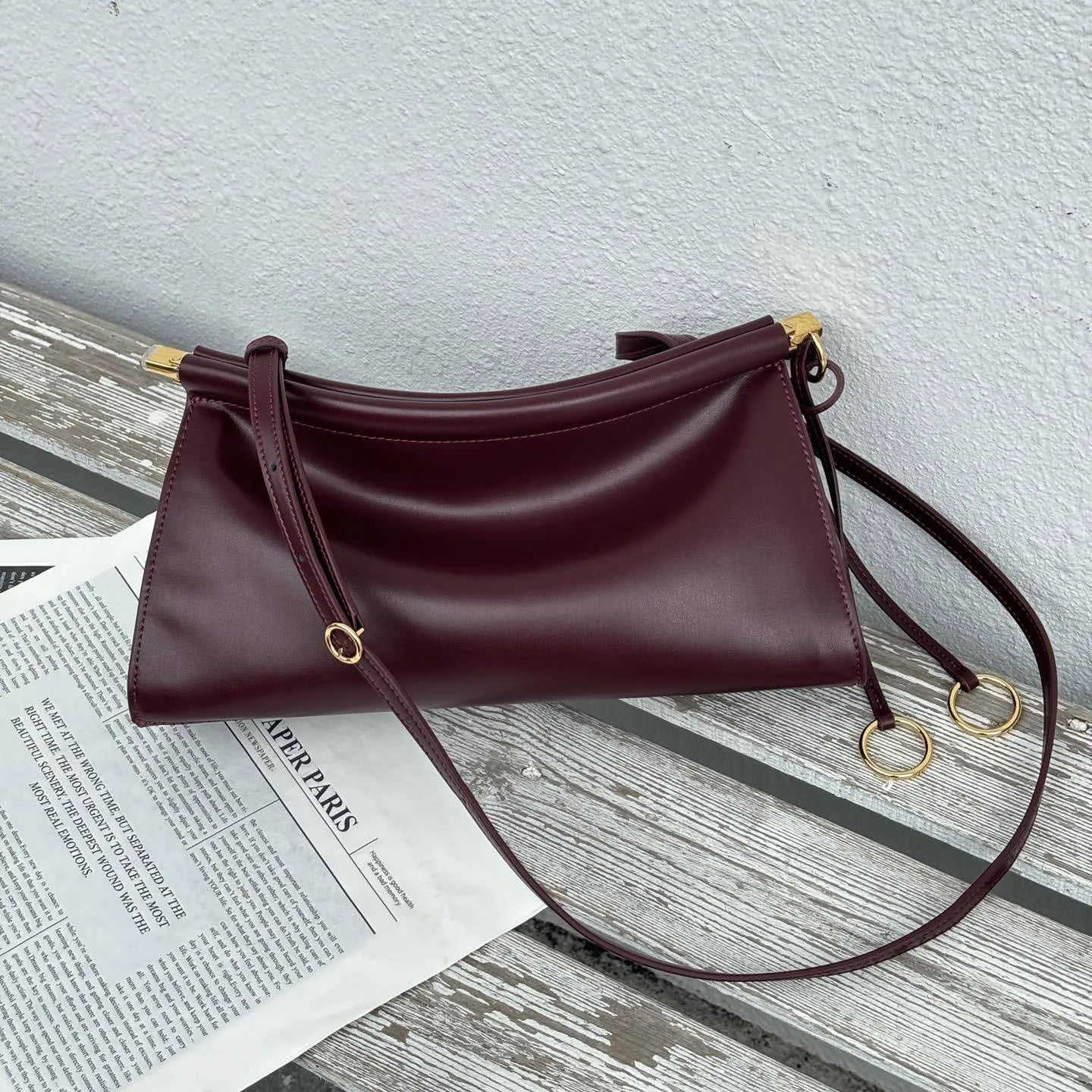 Sac à Main à Clip en Cuir Véritable – Style Vintage Personnalisé 2025