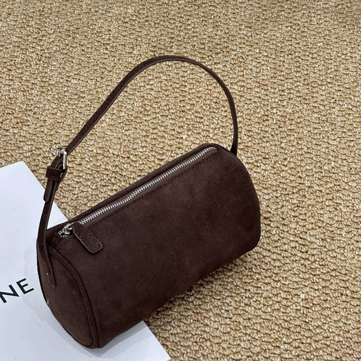 Mini Sac à Main en Cuir Givré – Charme Rétro et Chic Moderne