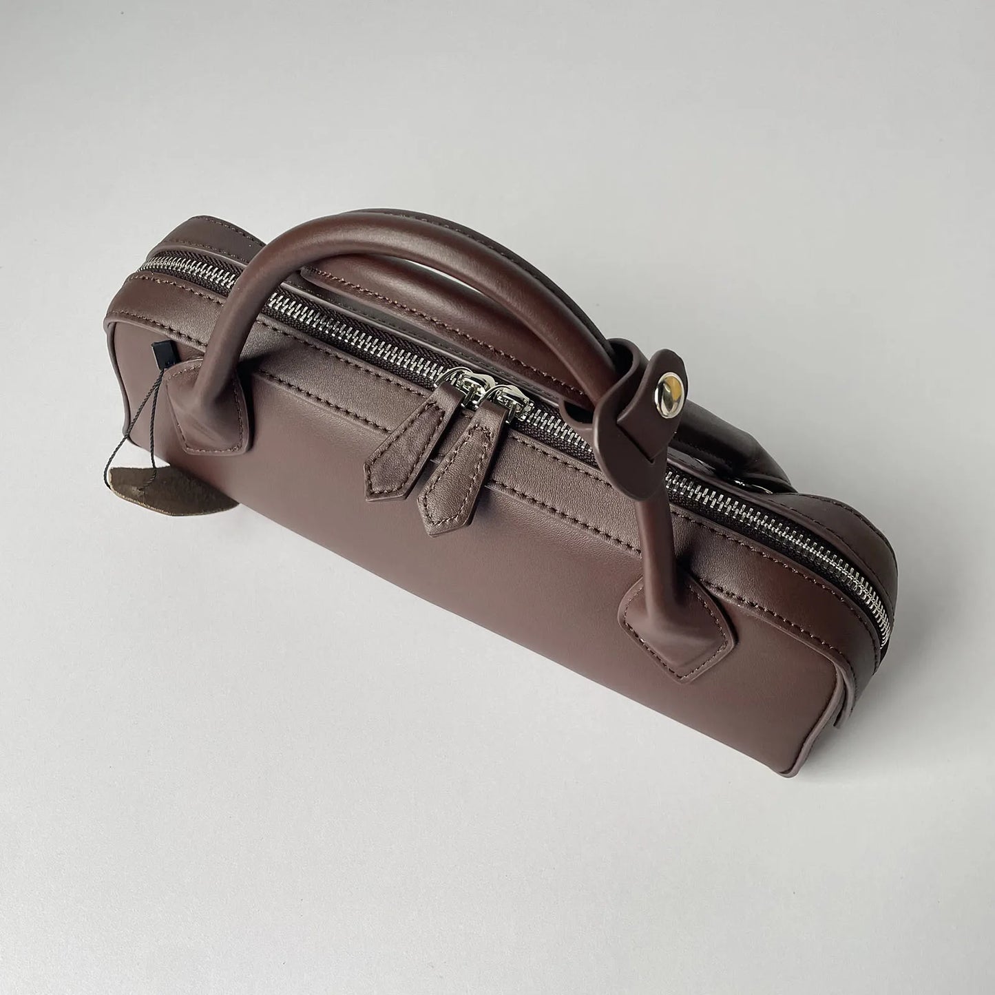 Sac à bandoulière cuir véritable – look rétro chic 2025