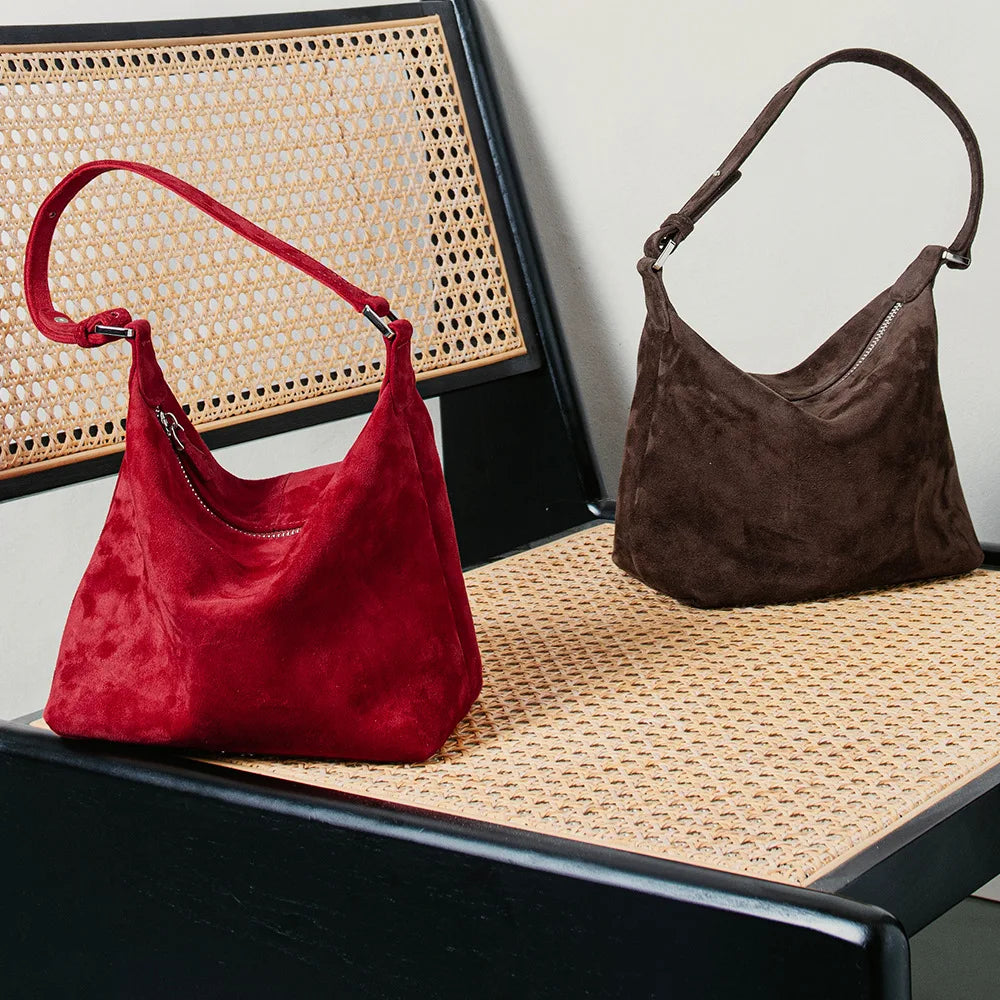Sac à Bandoulière Féminin en Daim Véritable – Style Banlieue Chic Automne 2025