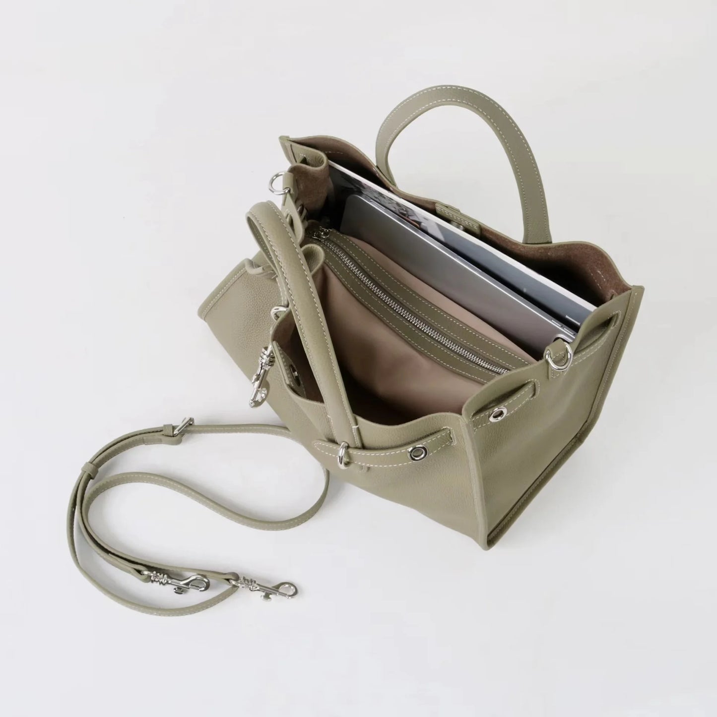 Sac à bandoulière en cuir véritable – élégance moderne 2025