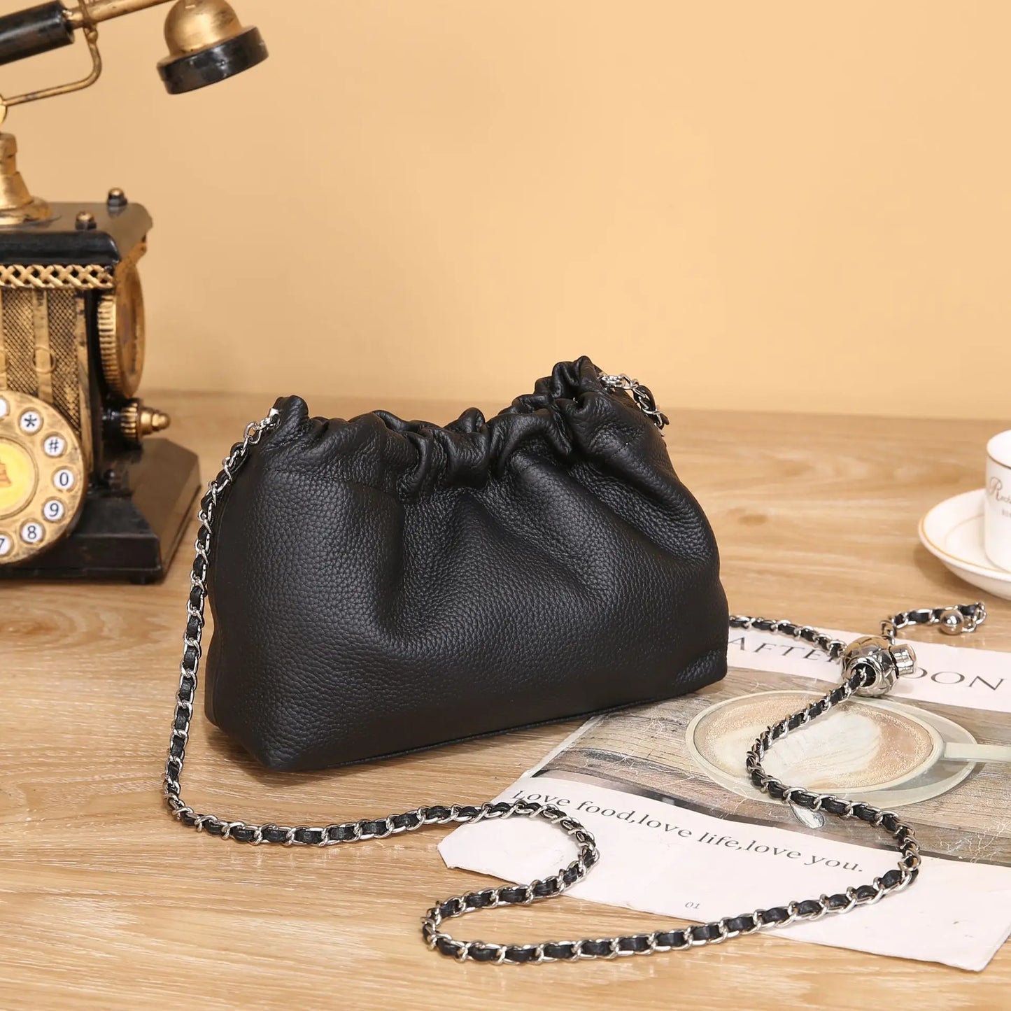 Sac nuage cuir haut de gamme – allure féminine