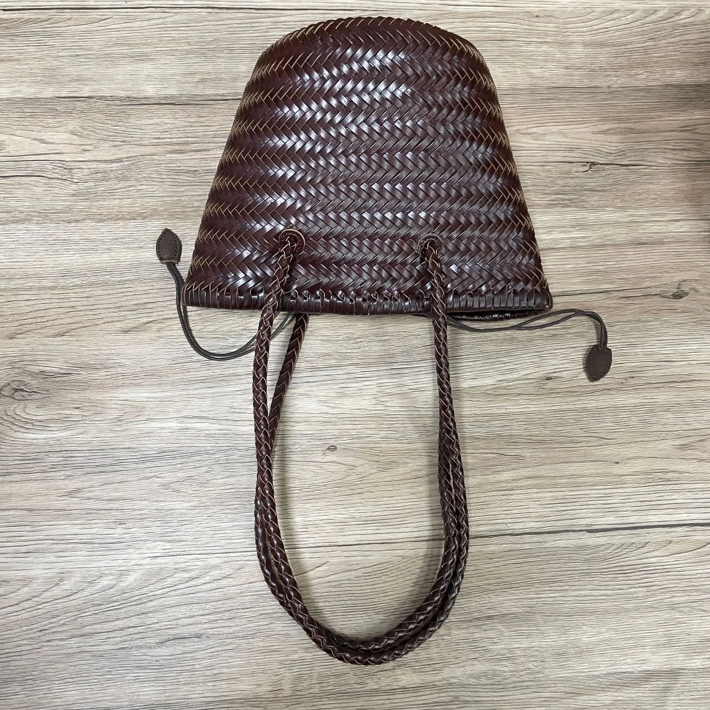 ouveau Sac à Bandoulière 2025 – Cuir de Luxe et Design Tissé Français