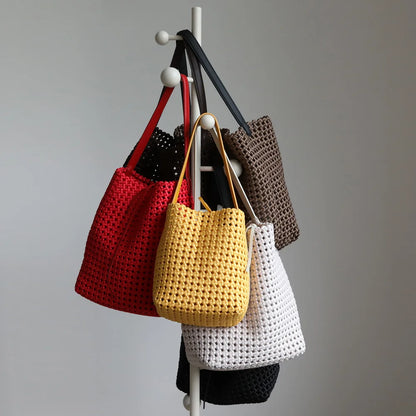 Tote Bag en Nylon Tissé avec Détails en Cuir