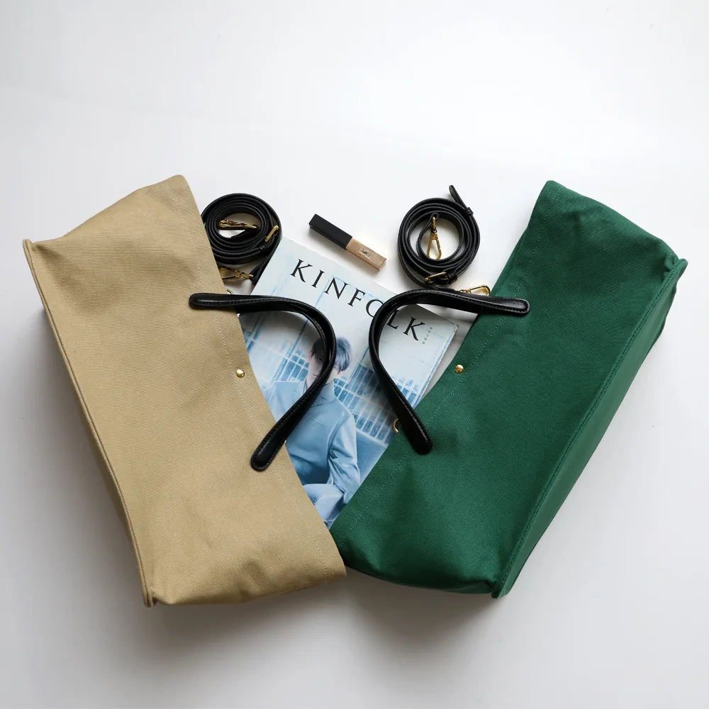 Sac fourre-tout en cuir et toile – design 2025