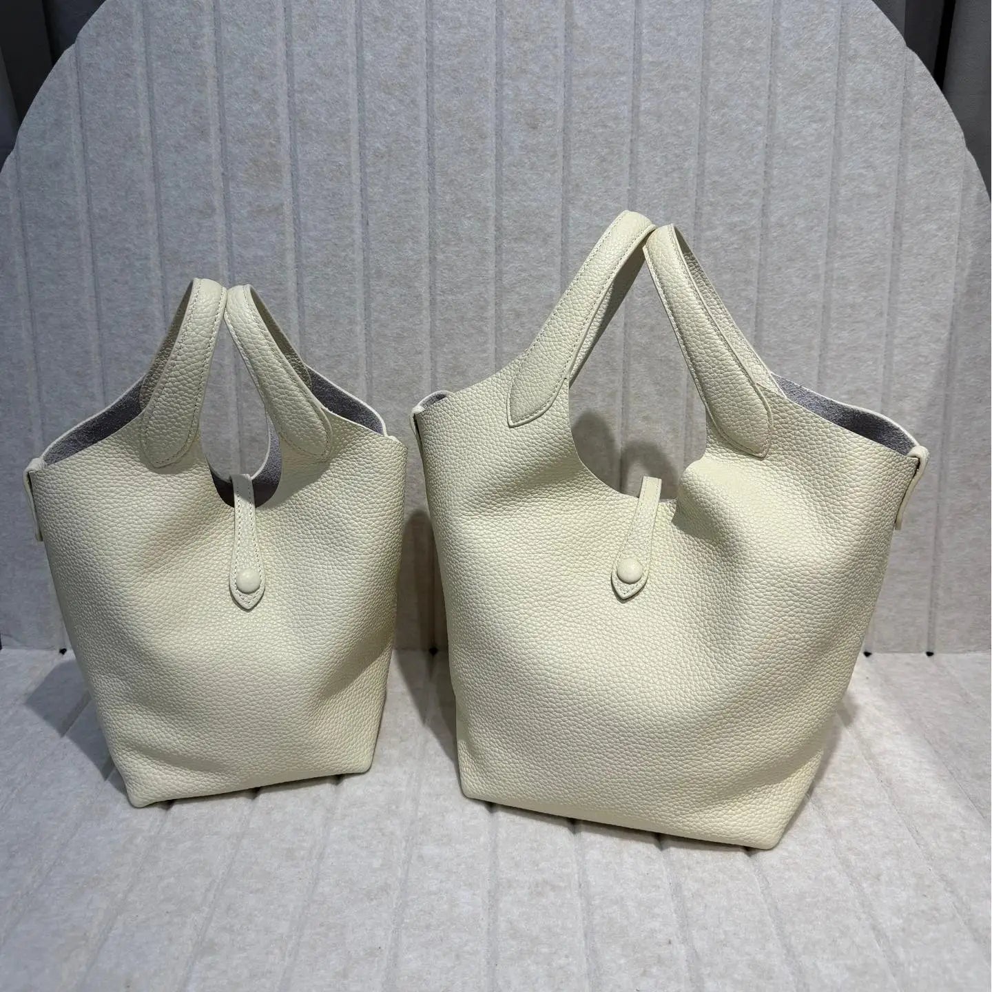 Sac à bandoulière en cuir souple – esprit estival