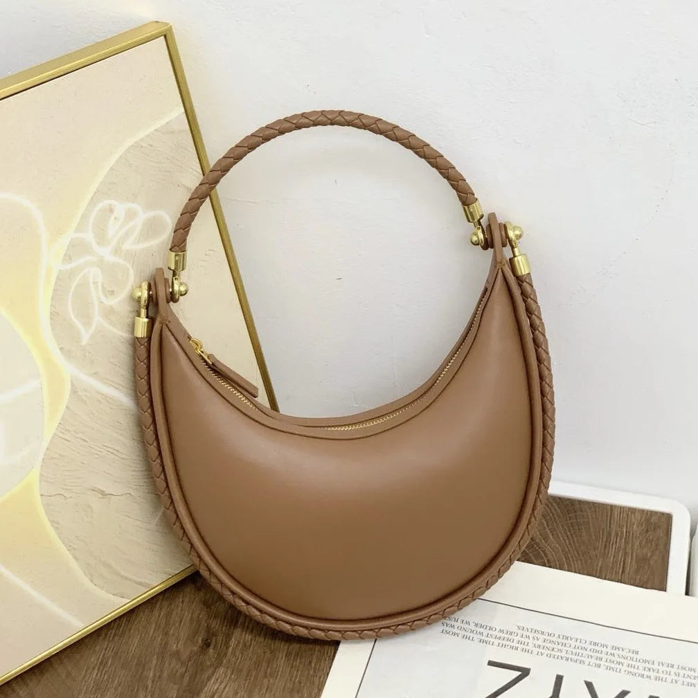 Sac croissant cuir véritable – allure chic et moderne