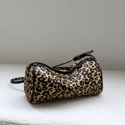 Mini Sac à Main en Daim Véritable – Esprit 90s & Design 2025