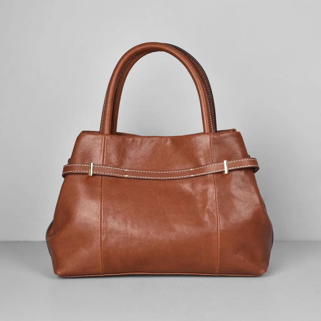 Petit sac à main en cuir beige – édition luxe