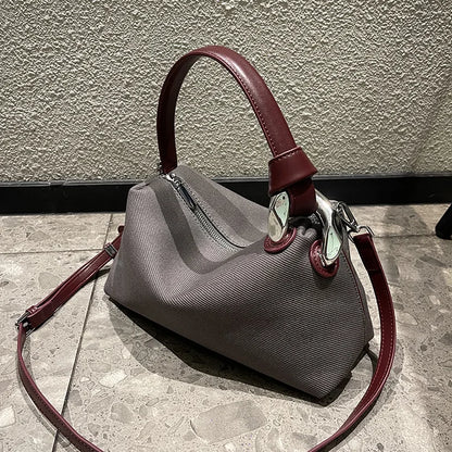 Sac à Main Mode 2025 – Couleurs Contrastées & Look Urbain Décontracté