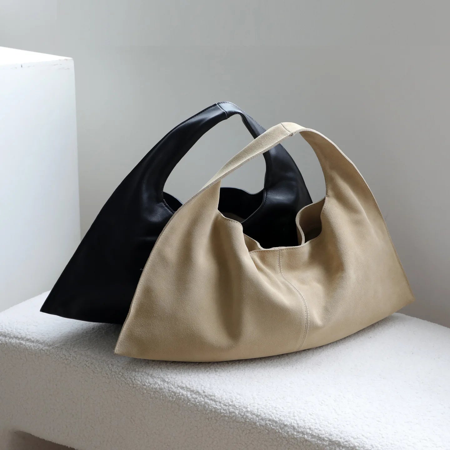 Sac à Bandoulière Féminin en Cuir Véritable – Design Niche Simple & Élégant