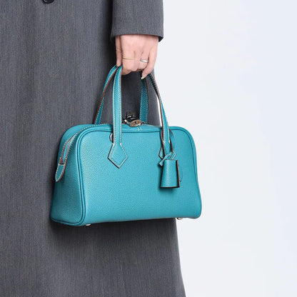 Sac Boston en Cuir Véritable – Design Niche & Verrouillage Simple 2025