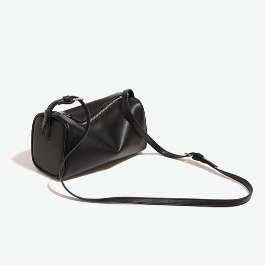 Petit sac en cuir souple – design rétro 2025