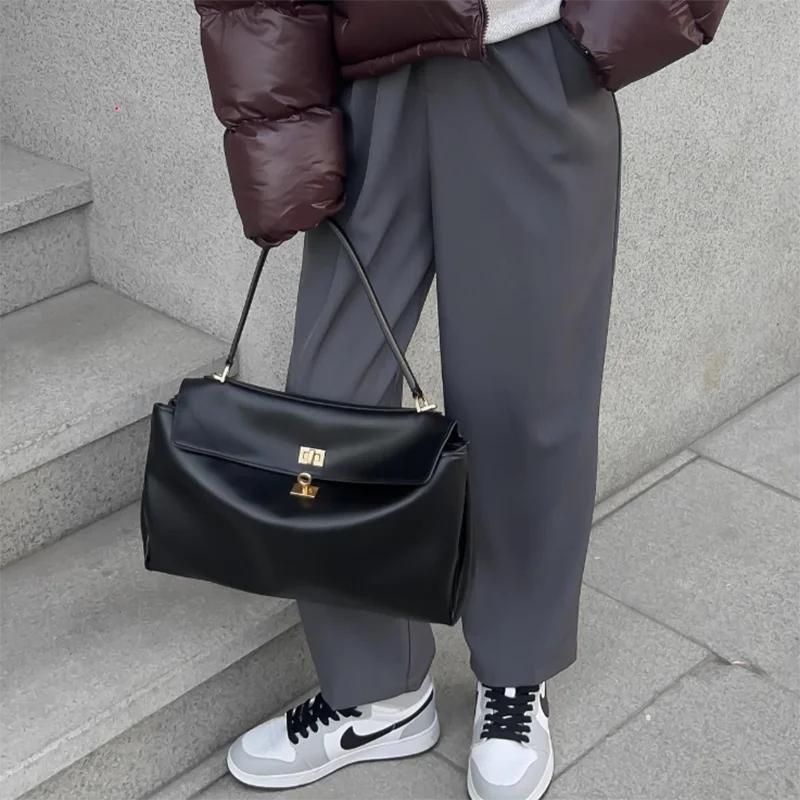 Fourre-tout en cuir véritable – design haut de gamme 2025