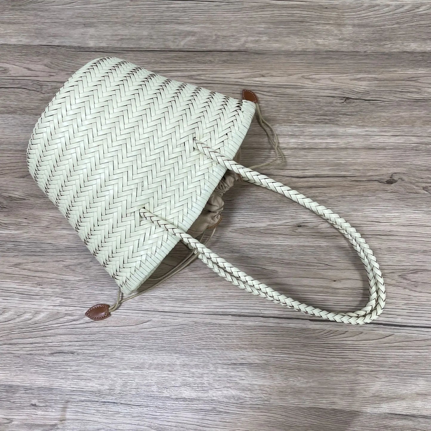 ouveau Sac à Bandoulière 2025 – Cuir de Luxe et Design Tissé Français